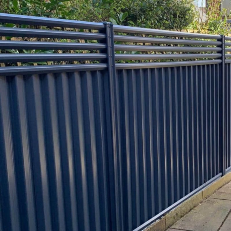 Metal Garden Fencing | Affordable fencing in UK